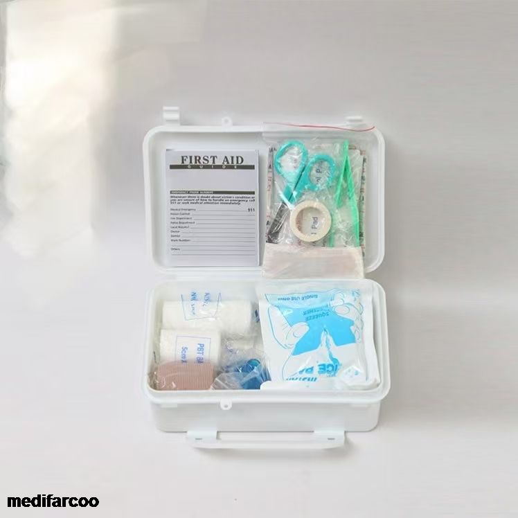 82 Pieces Emergency First Aid Box